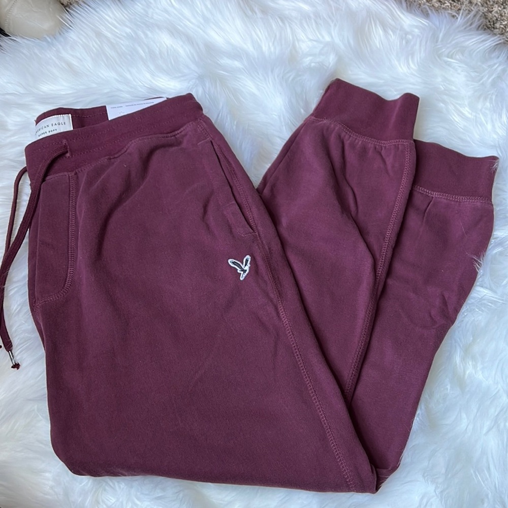 New- Hollister men’s joggers size medium